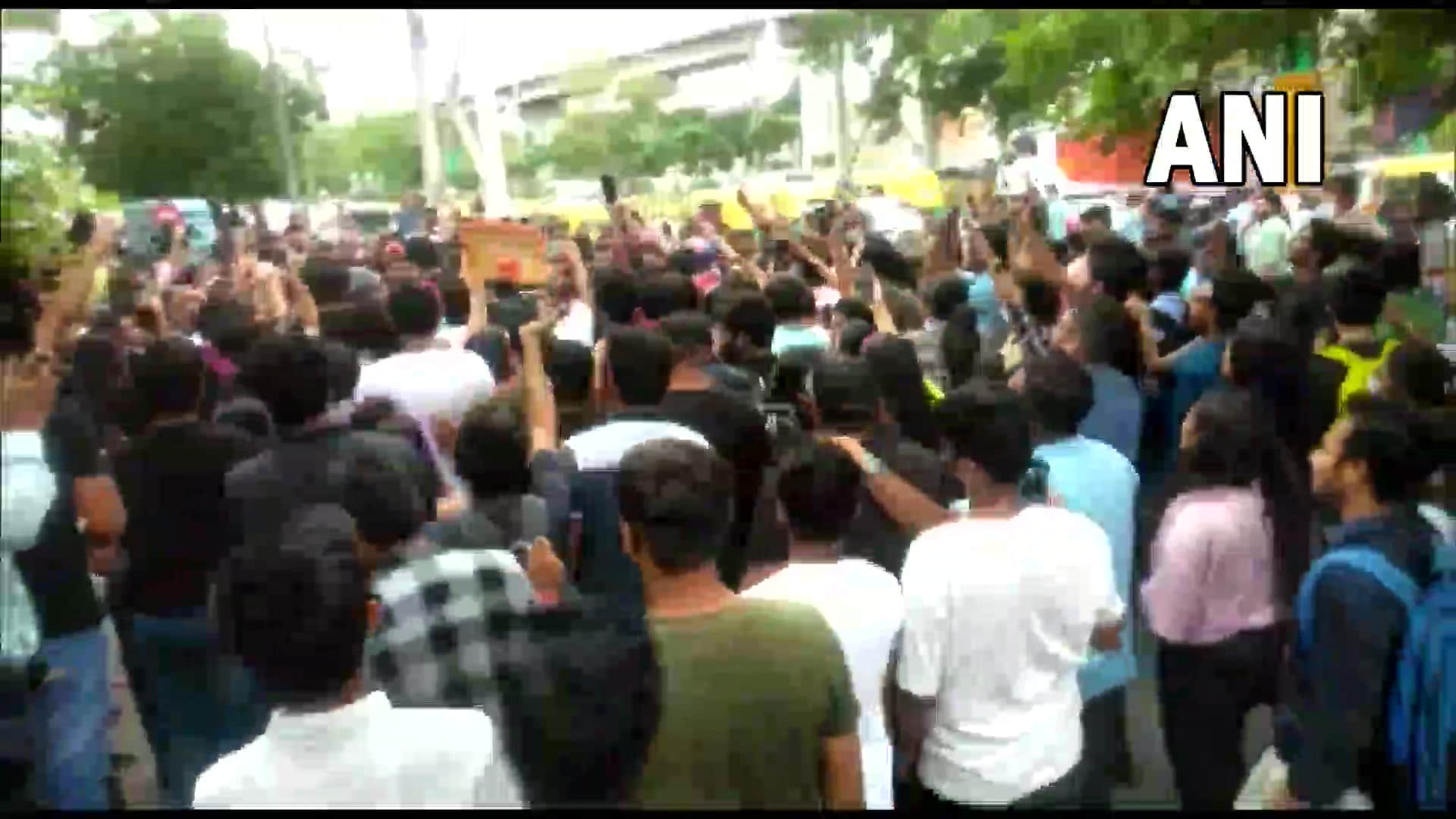 Youtuber Gaurav Taneja aka flying beast Arrested For Celebrating his birthday at Noida sector 51 metro station