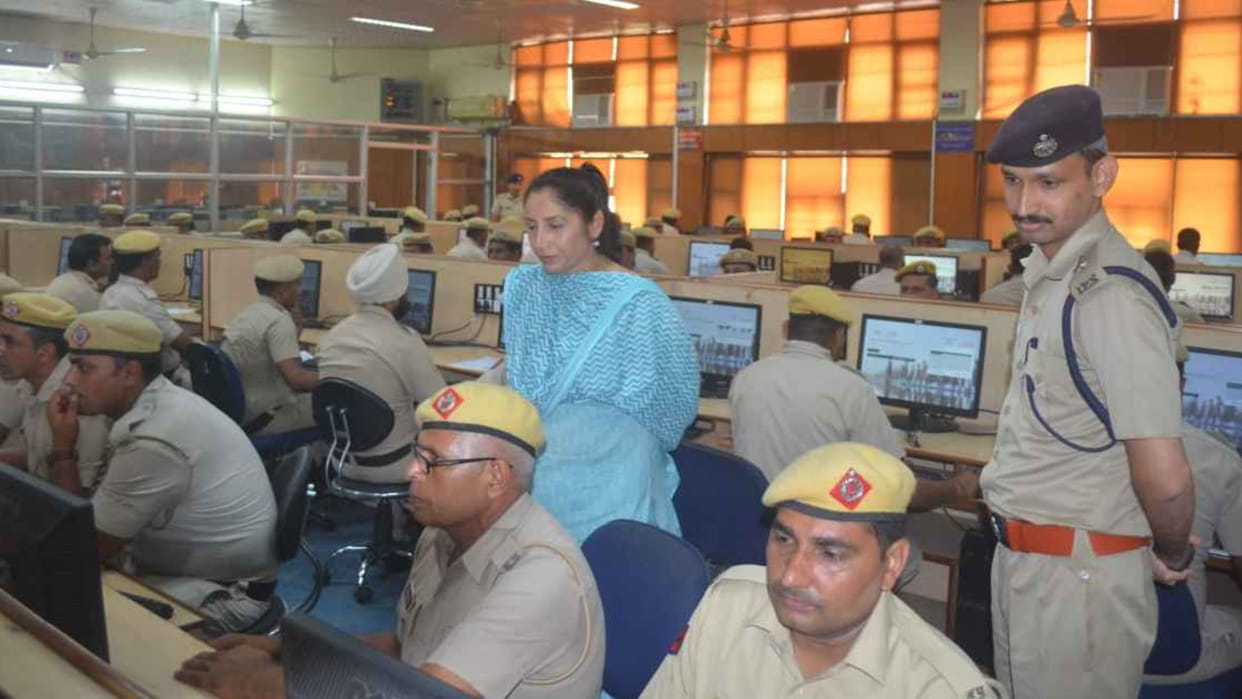 1238 policemen gave mock test in Rohtak for promotion