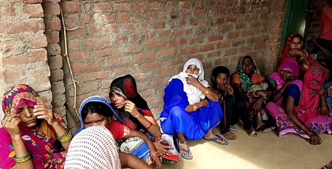Kanpur dehat : A young man hanged himself in his uncle's house while intoxicated with alcohol