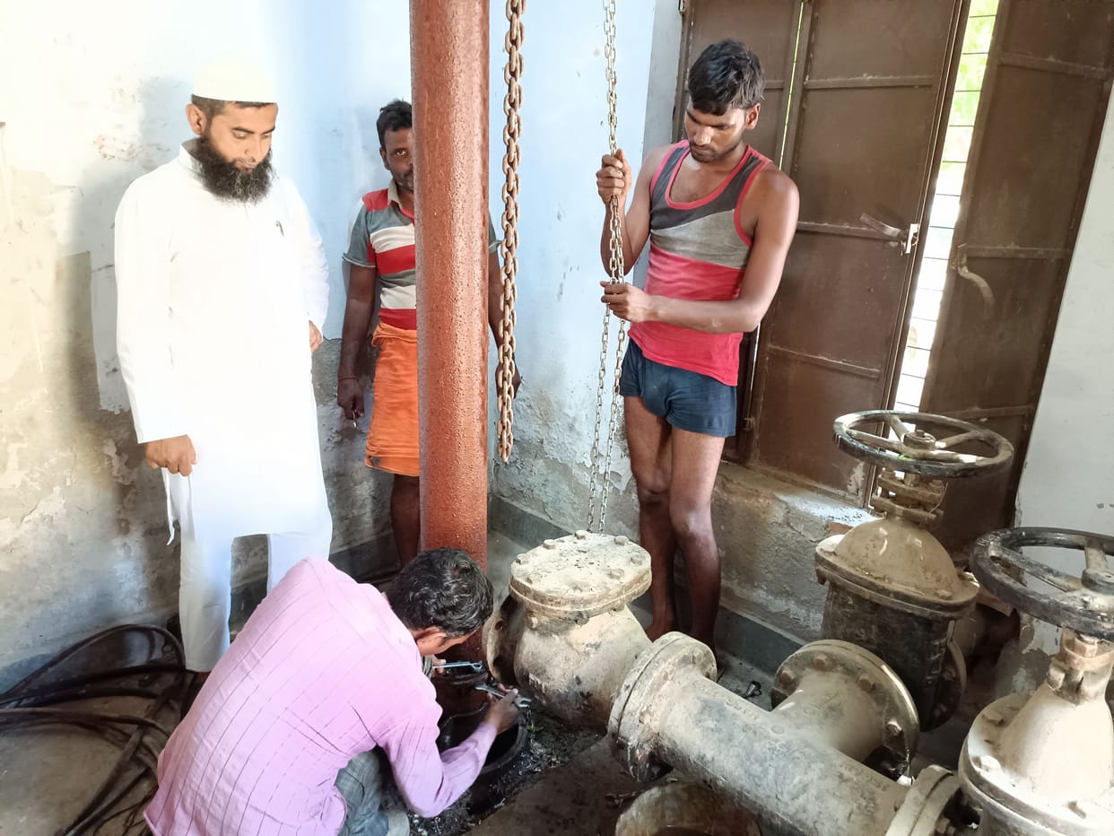 Water supply closed for 20 hours in Awas Vikas Colony