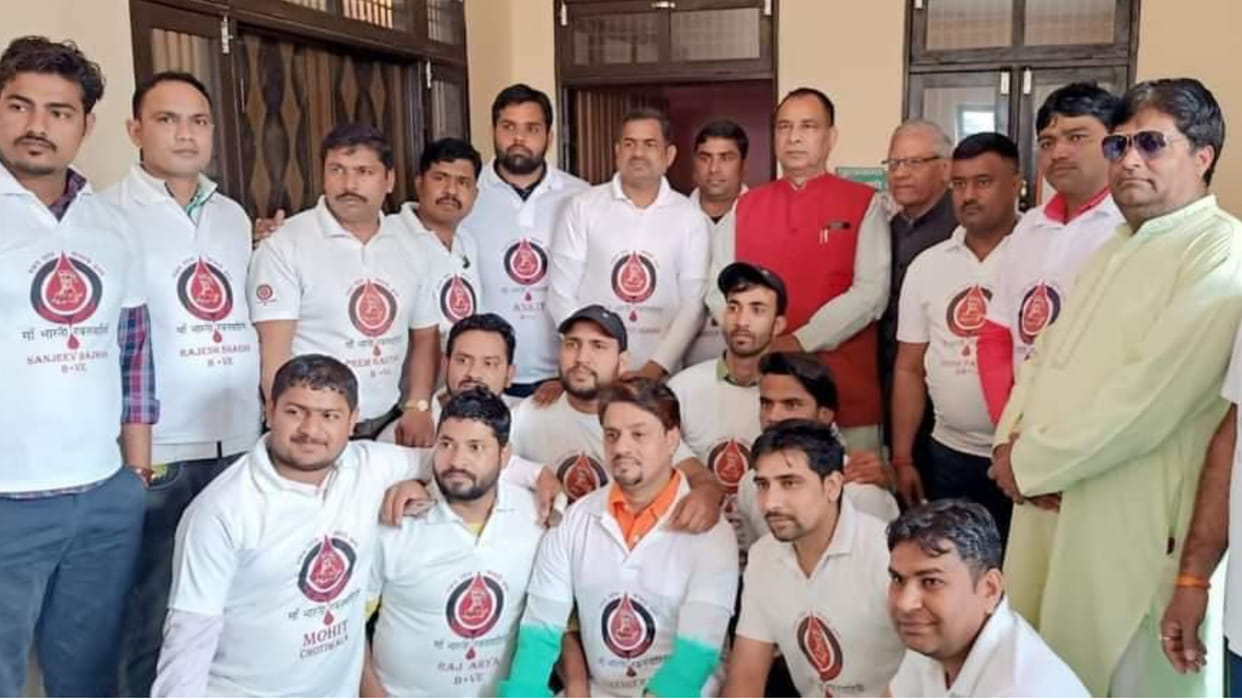 organization of Sonipat collecting blood for border guards
