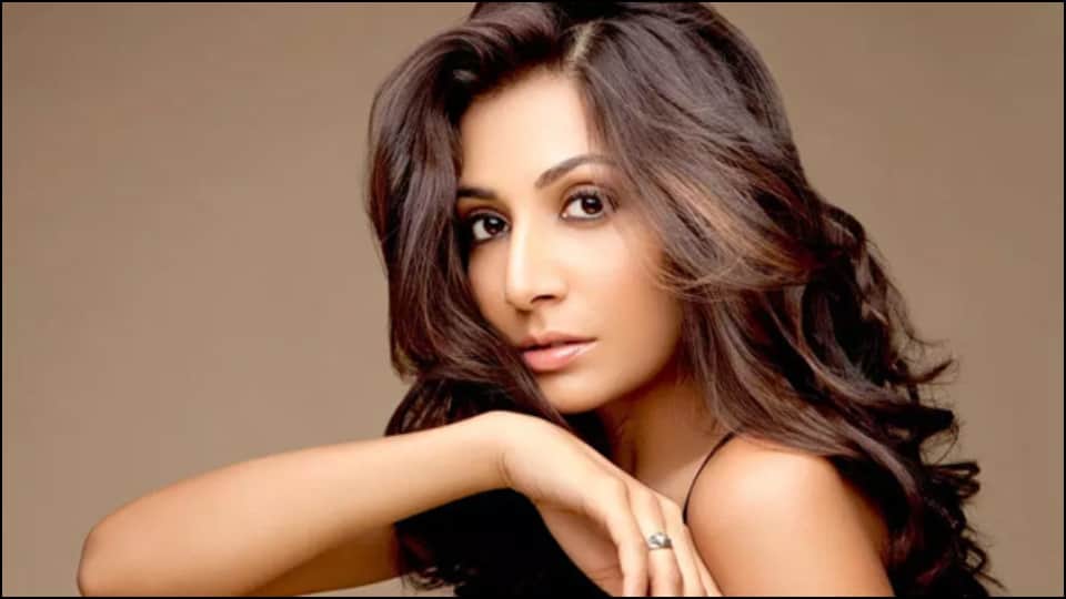 Monica Dogra is pansexual revealed she was molested by her cousins and ashamed on his gender