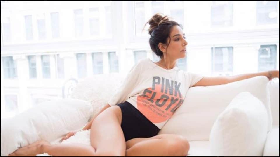 Monica Dogra is pansexual revealed she was molested by her cousins and ashamed on his gender