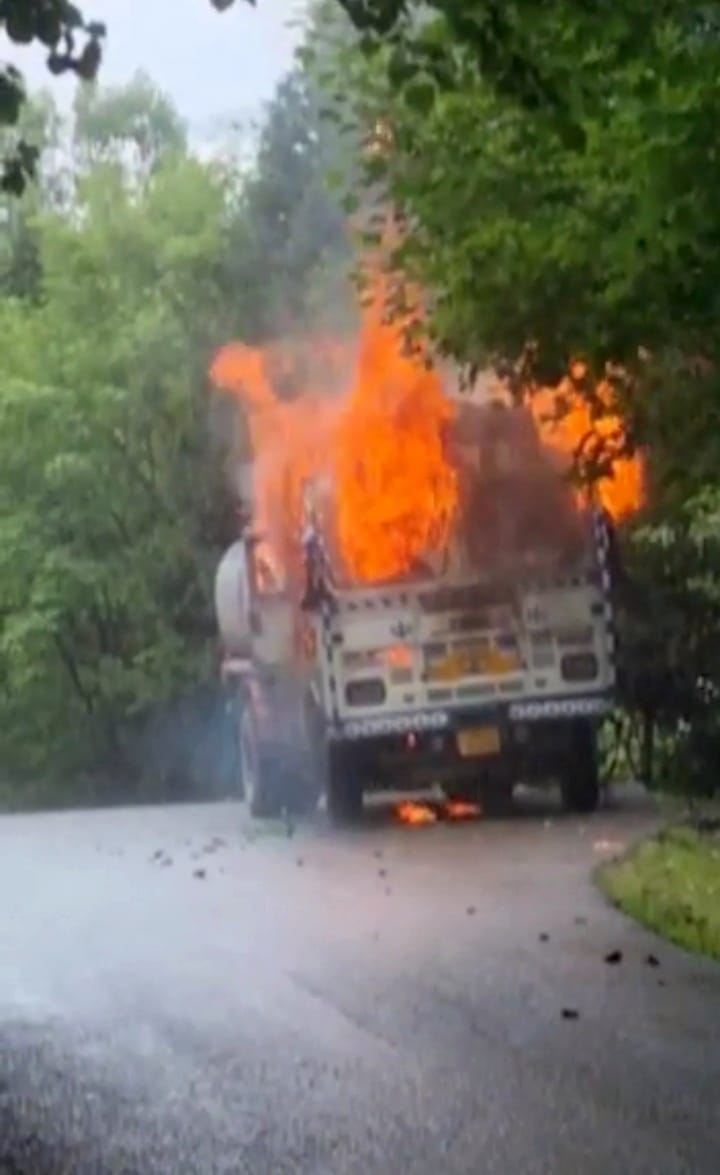 Fire broke out in moving tanker, driver narrowly saved