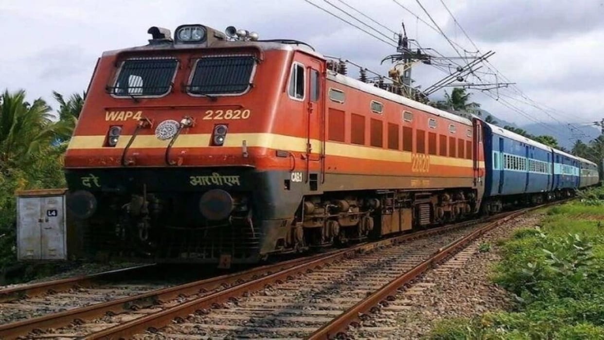 South East Central Railway canceled 35 trains due to electronic interlocking work bilaspur