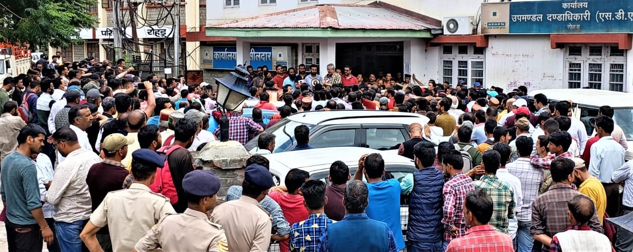 farmer protest in rohru