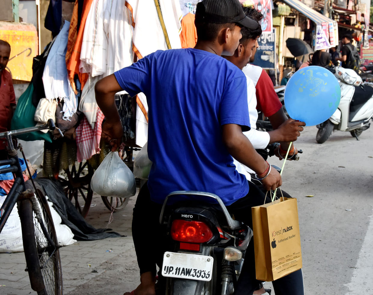 Despite the ban, the use of polythene did not stop completely