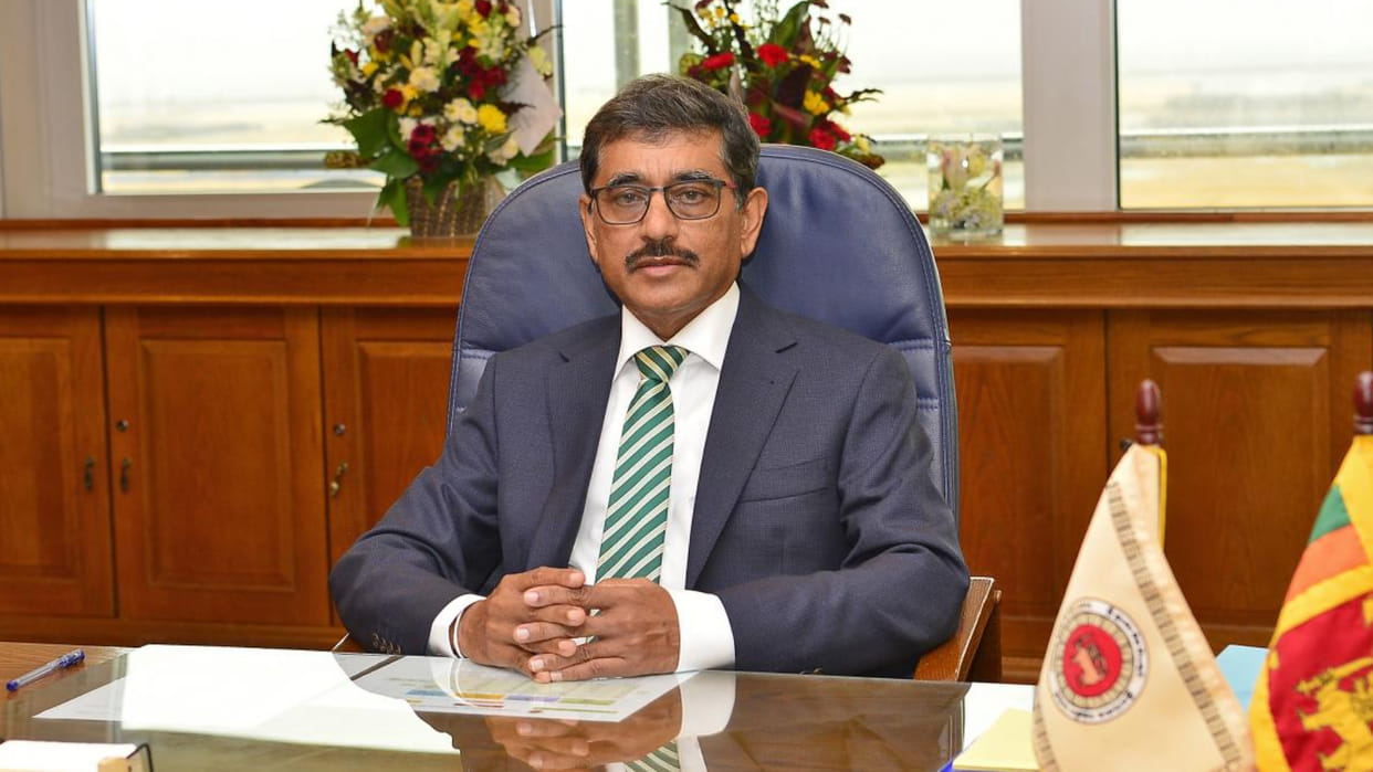 Sri Lanka Crisis: The governor of the central bank said - I will be in office, but the situation is worsening due to political instability