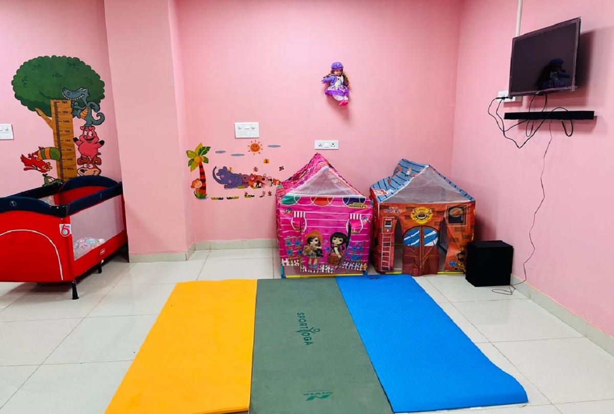 BHU Trauma Centre childs will play in creche while doctors and staff will serve patients