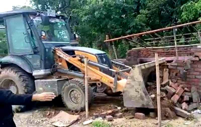 Encroachment removed from Kanwar Yatra route