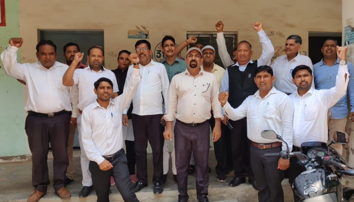 Lawyers on strike will also meet ADG