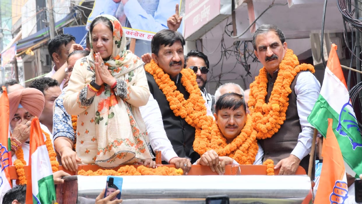 Congress Chintan Shivir:  Mukesh Agnihotri said that State BJP government's ship is about to sink