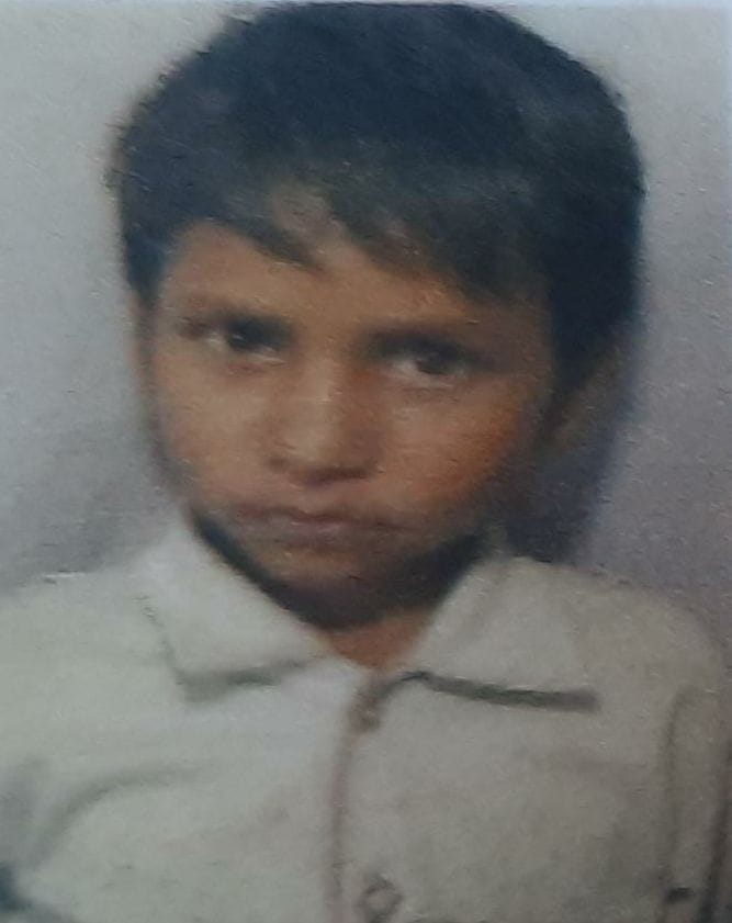 hardoi news, Two boys drowned while bathing in the pit, one died