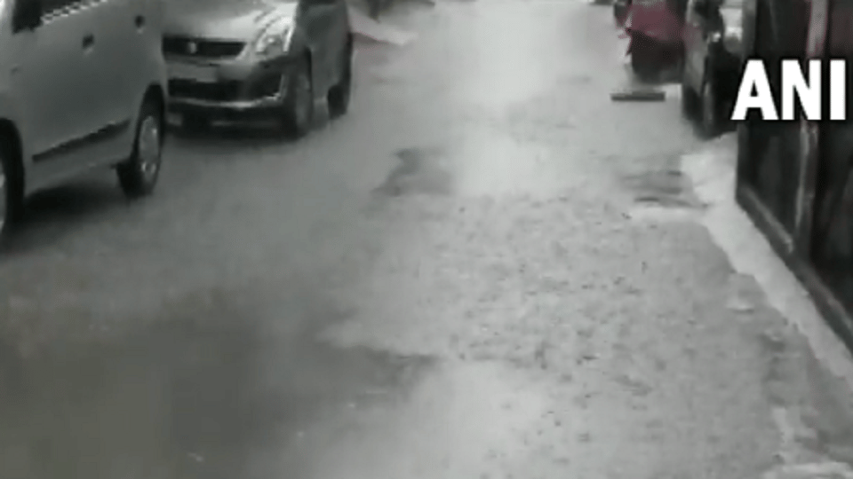 Delhi NCR Rains Weather Update Imd Alert Today Traffic Jam Barish Monsoon News in Hindi