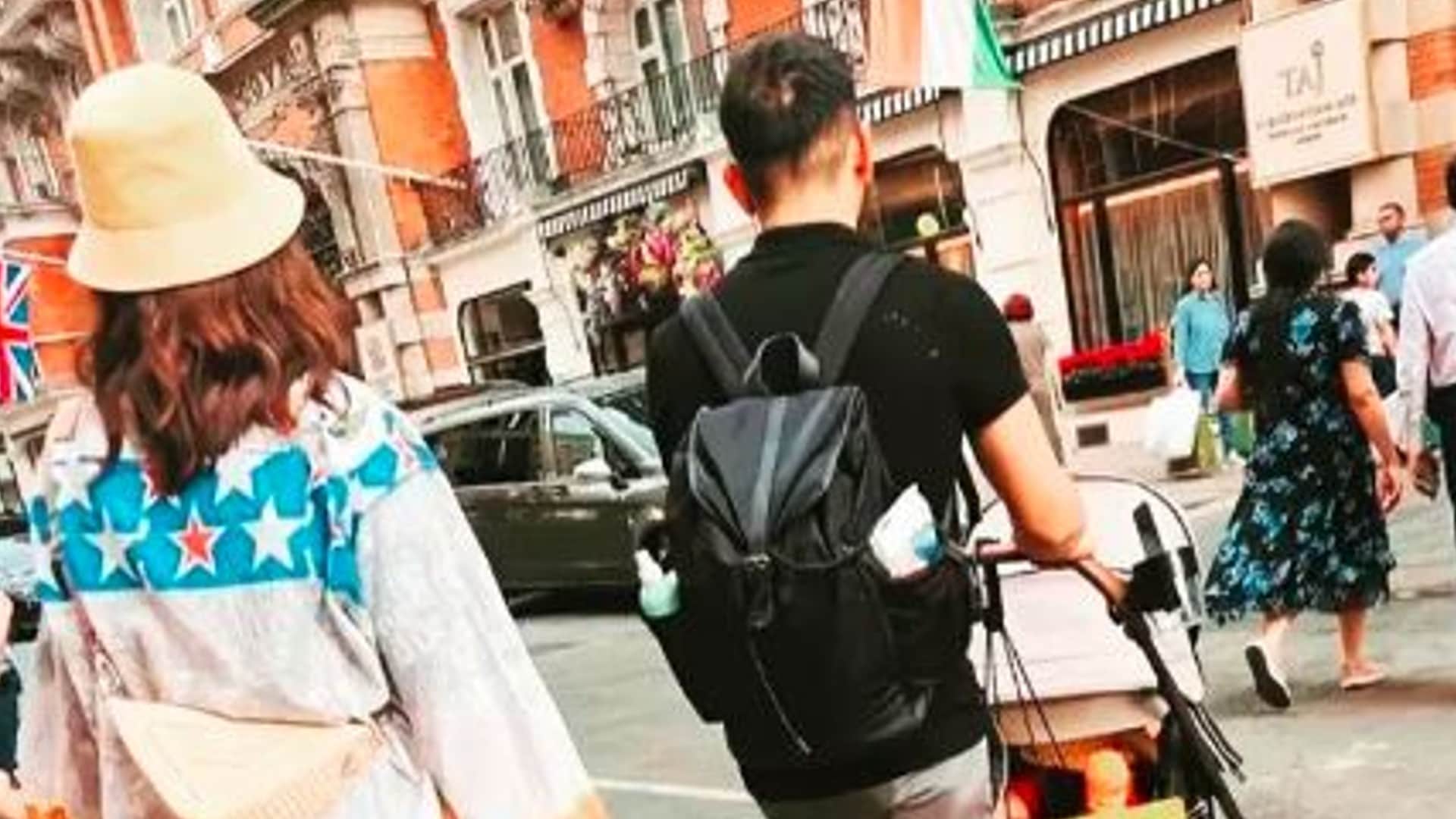 IND vs ENG Virat Kohli did not play in first ODI due to injury seen in London with wife Anushka Sharma and daughter Vamika