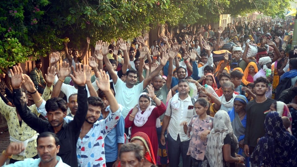 Record breaking crowd gathered at Mudiya fair on eve of Guru Purnima In Mathura