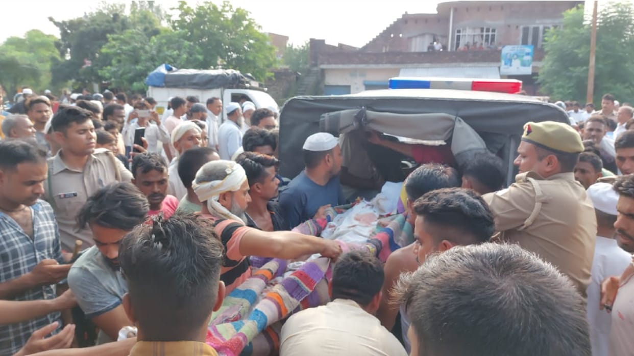 A man has died and two youth injured in road accident in Saharanpur