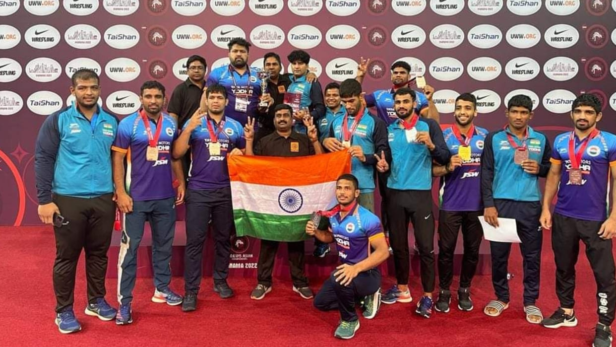 After daughters, sons also won medals in all ten weight categories, became Asian runners-up