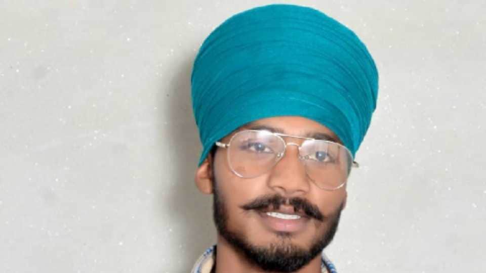 Father died of heart attack after son death due to snake bite in Punjab