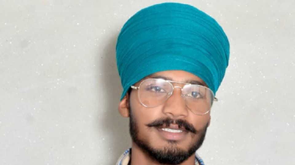 Father died of heart attack after son death due to snake bite in Punjab
