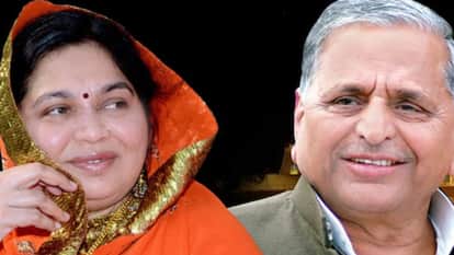 साधना गुप्ता और मुलायम सिंह यादव
