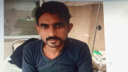 accused of gangster act escaped from the court premises after attacking the police in Agra