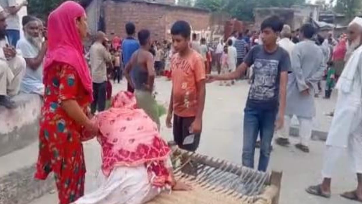 clash in two parties after kids dispute in saharanpur up, many injured