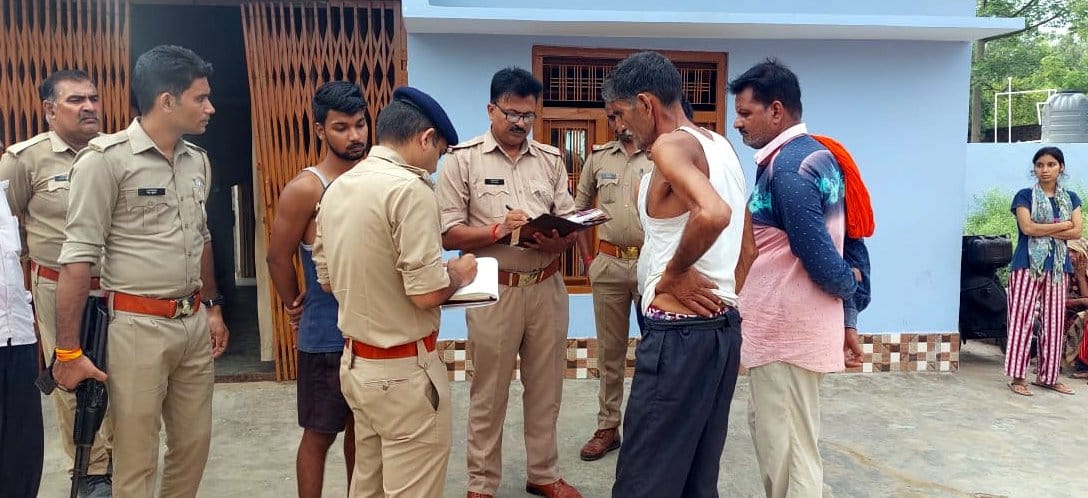 Bullion shopkeeper shot himself with a gun
