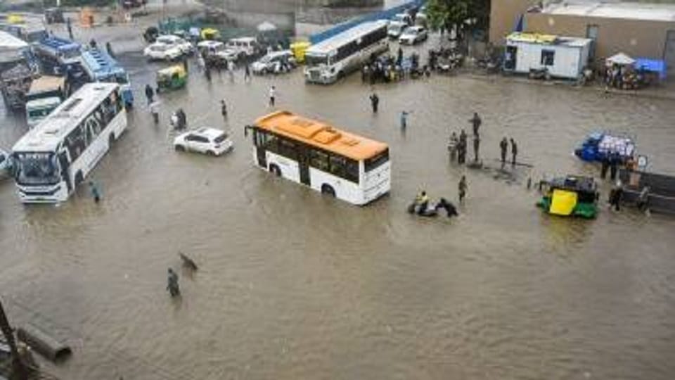 Gujarat Congress demands SIT probe into recent flood-like situation in three districts today news and updates