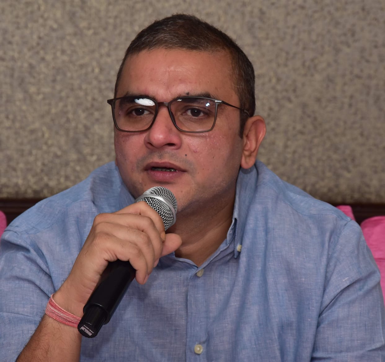 Roads of Haldwani are in disrepair, people are also troubled by the problem of electricity and water: Sumit
