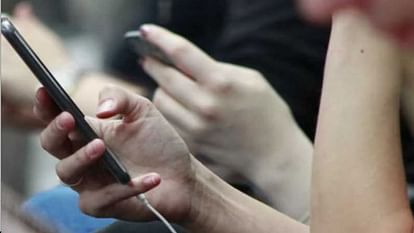 Smartphone Vision Syndrome details in Hindi know bad Habit that Increasing riisk of Blindness Among youth
