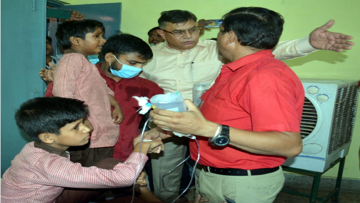School Childrens health deteriorated after eating mid day meal in Muzaffarnagar see photos