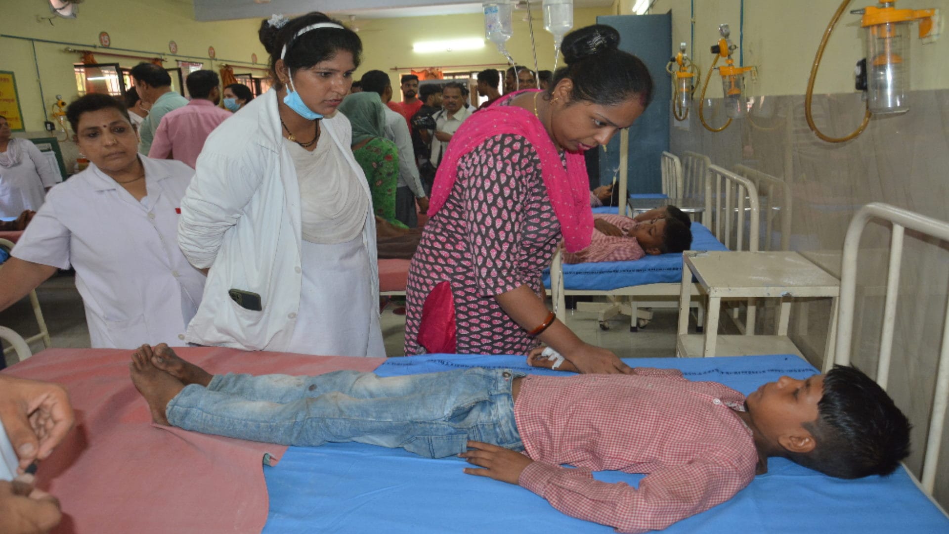 School Childrens health deteriorated after eating mid day meal in Muzaffarnagar see photos