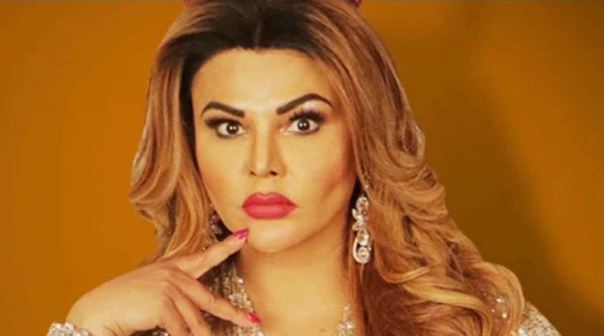Rakhi Sawant Dance in Car with Boy friend Adil durrani Goes viral on Social media