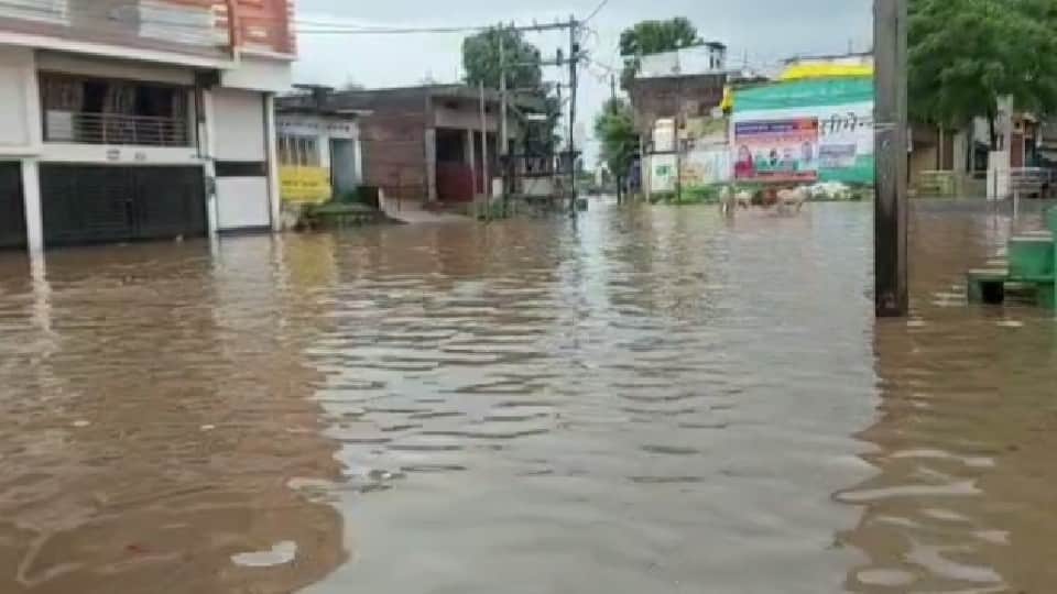 MP Madhya Pradesh Weather Update Today: Red alert for excessive rain in Chhindwara, Burhanpur, Khandwa Narmadapuram