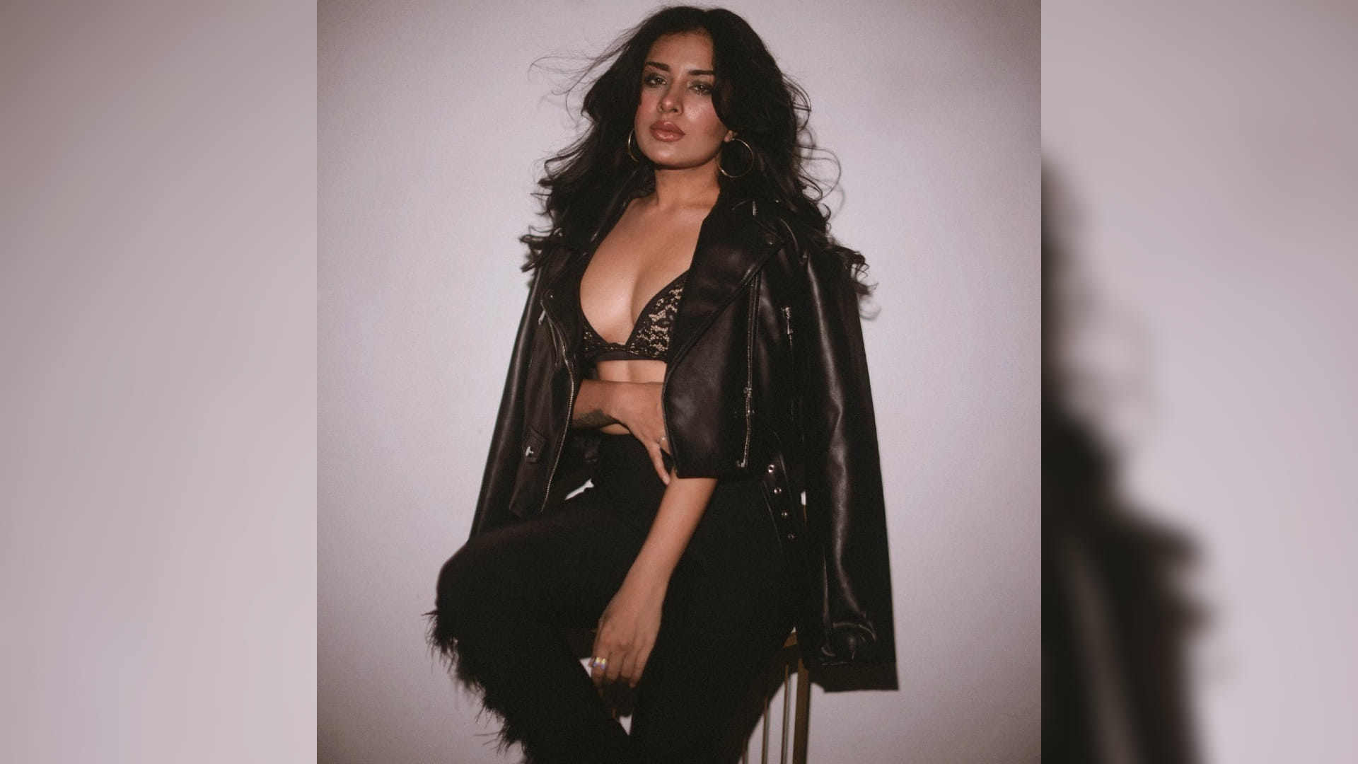 Photos of the Day: ek villain returns starTara Sutaria and Arjun Kapoor cute Chemistry and sara gurpal hot look rani chatterjee Anushka Sen Disha Parmar Athiya Shetty Kartik Aaryan