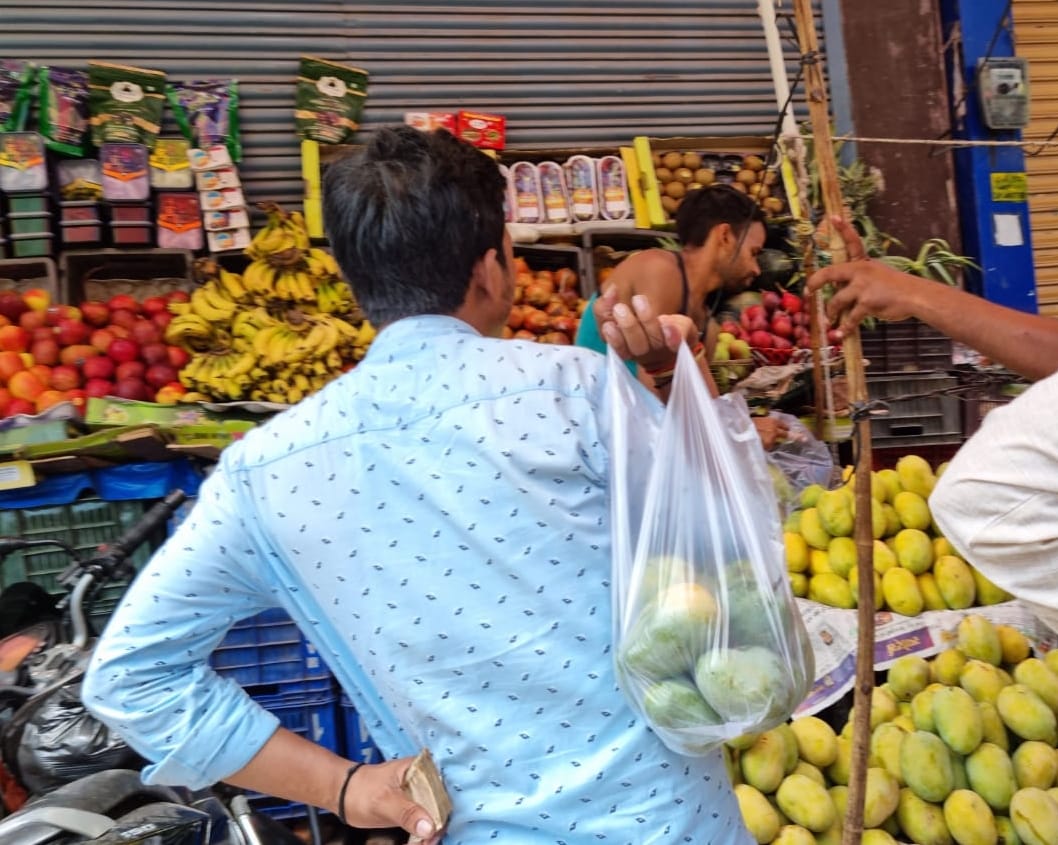 Despite the ban, polythene is being used indiscriminately