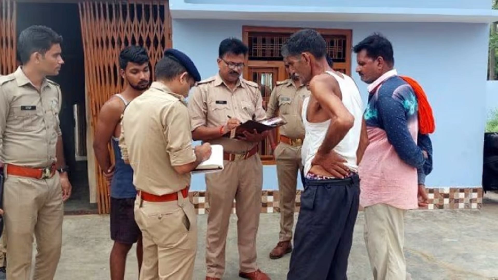 bullion shopkeeper commits suicide in lakhimpur kheri