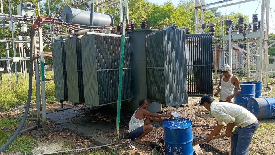 Power supply stalled in many areas due to transformer failure of power sub-station in mainpuri