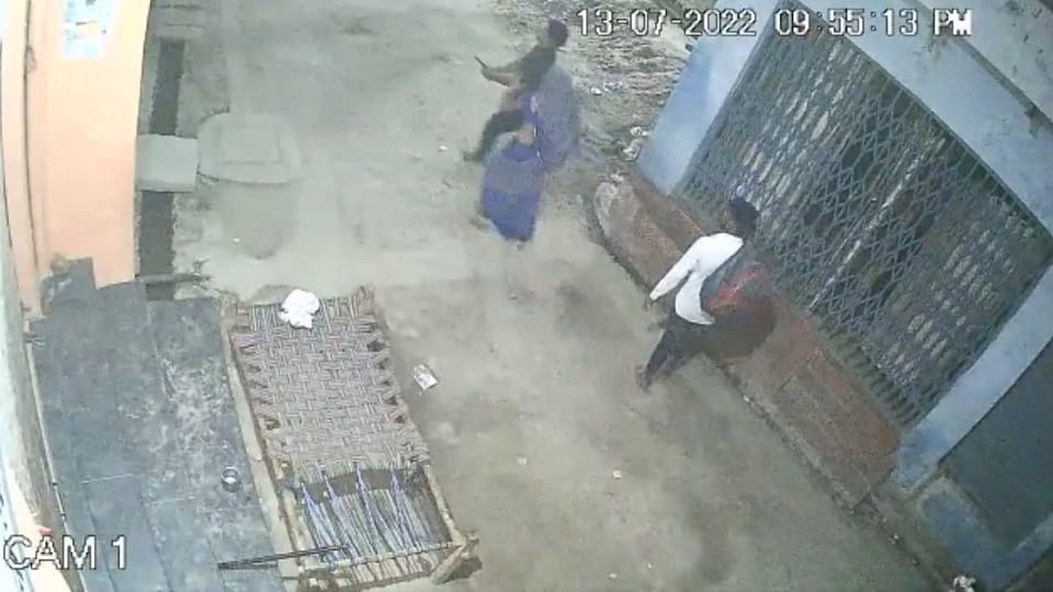eccentric young man shocking act before attacking headmaster in agra crime news