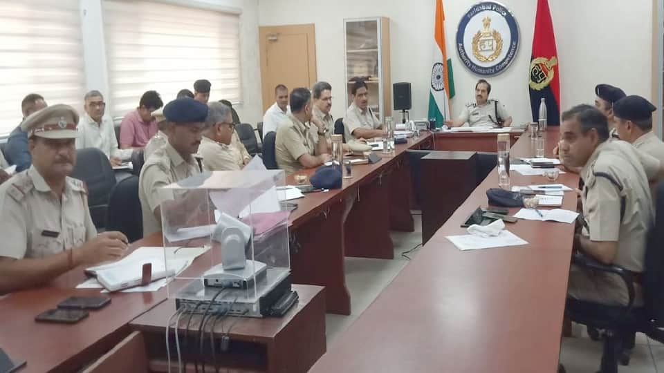 in view of security police deployed in guise of kanwariyas cctv cameras installed in the camps