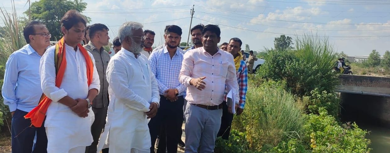 Kanpur dehat : Jal Shakti Minister inspected Ghatampur Rajbha, told the officers - leave the water
