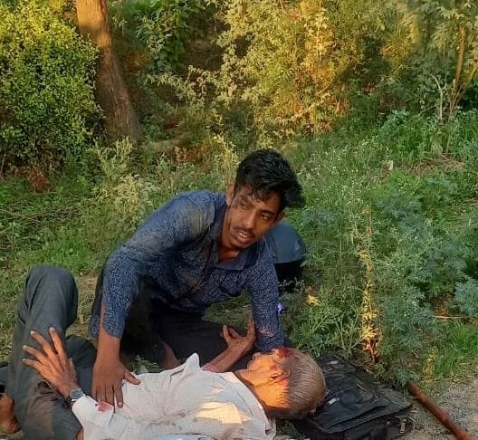 Hathras: Vehicle collides with three bike riders, one dead