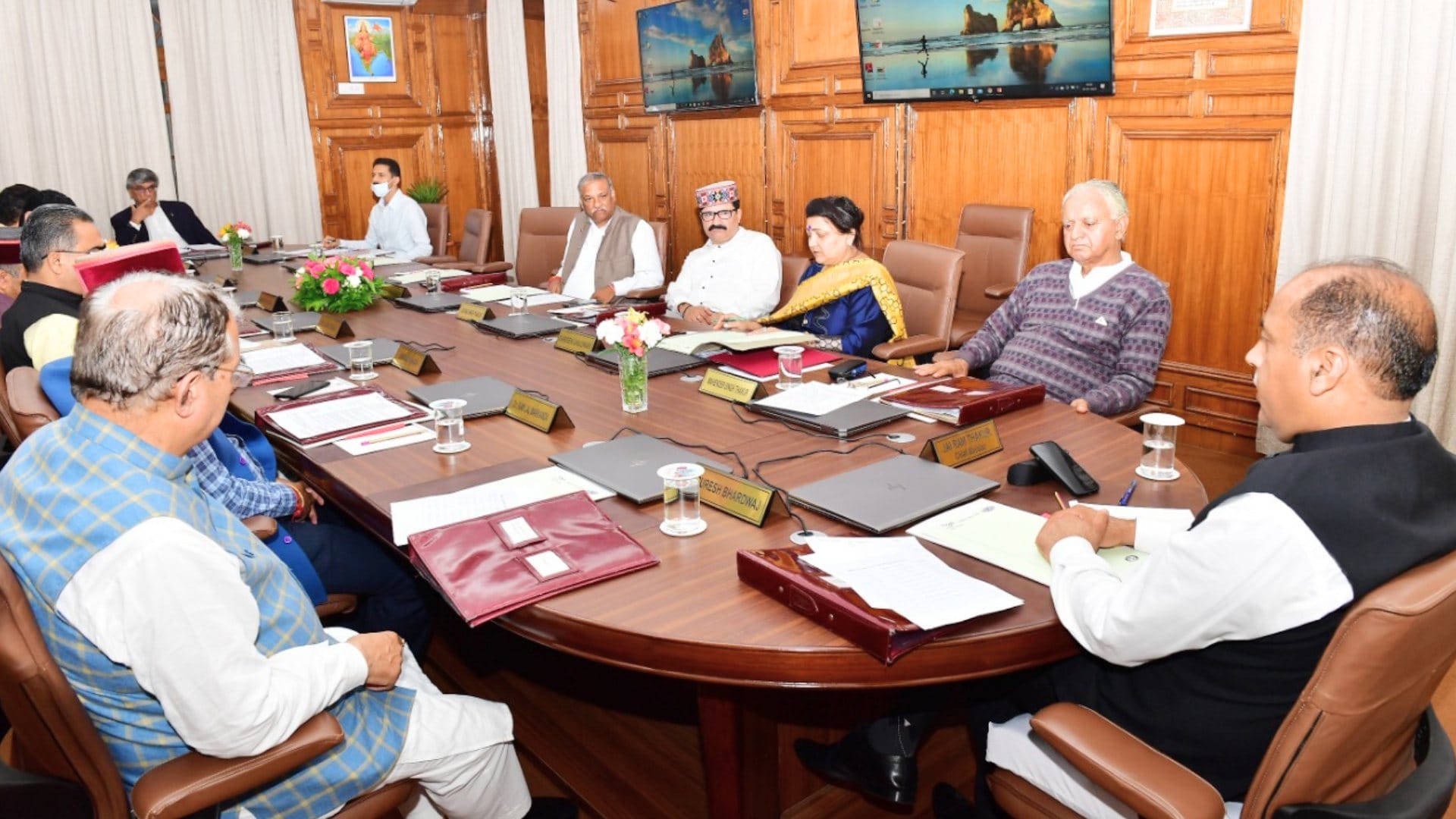 Himachal Cabinet Meeting decisions today, Approval to fill hundreds of posts, ban on transfers lifted for 10 days, dates for monsoon session fixed