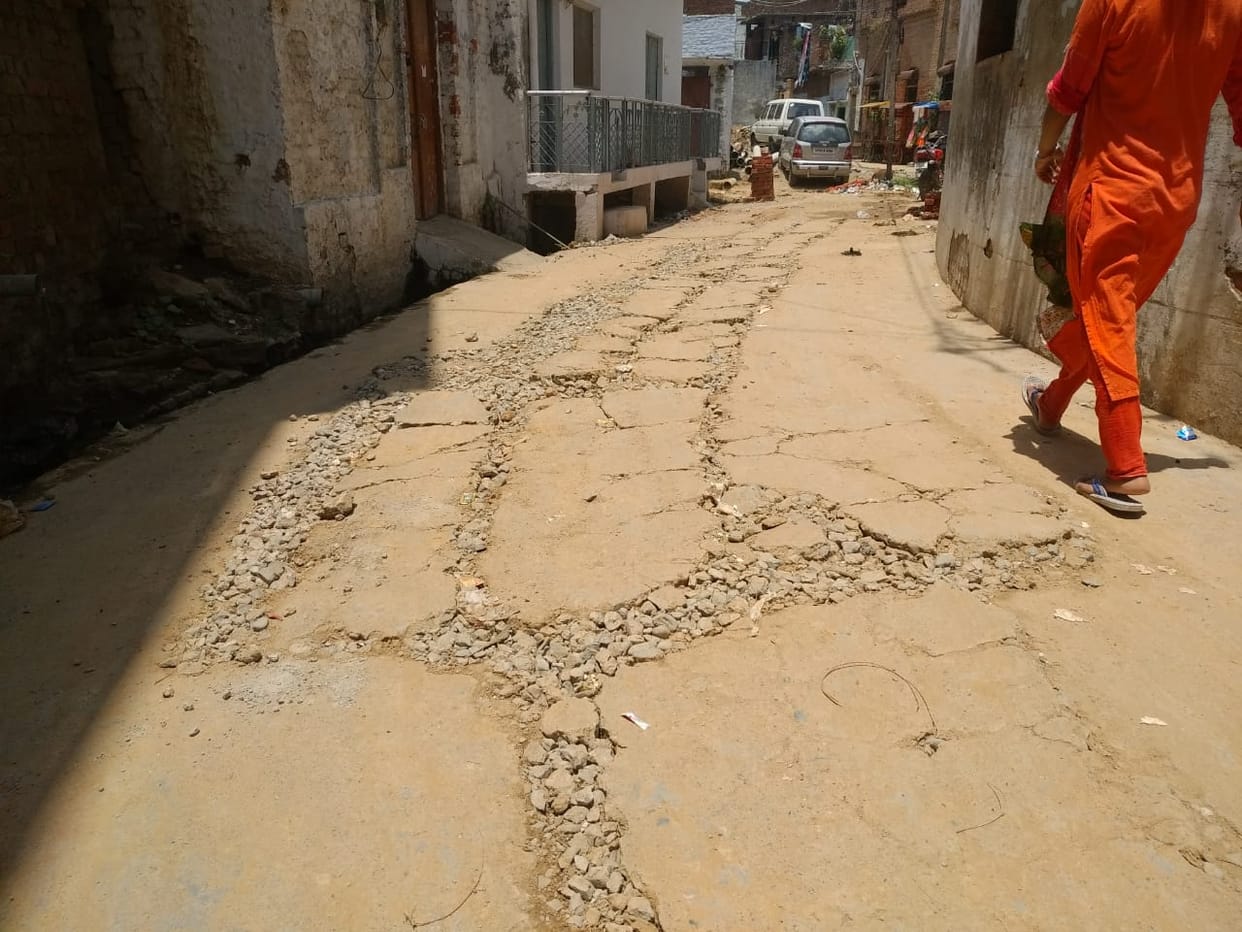 Problems causing sabotage and incomplete work in smart city