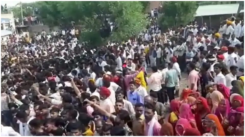 Jawan Of Kishangarh Died In Arunachal Pradesh Masses gathered in last journey of martyr Bhagchand