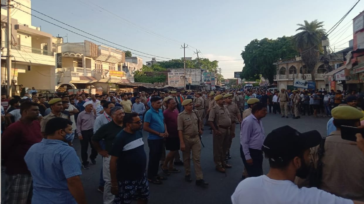 Ruckus over breaking non veg hotel encroachment men attacks over BJP leader shot with sword