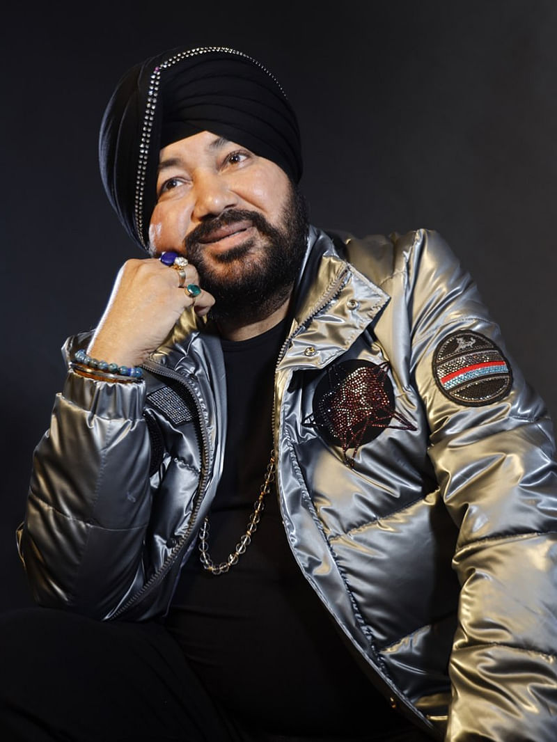 Punjabi Singer Daler Mehndi Birthday Know Some Unknown Facts About His Life  And Career - Entertainment News: Amar Ujala - Daler Mehndi:'तुनक तुनक तुन'  गाने वाले सिंगर जिनकी आवाज पर दुनिया झूमी,