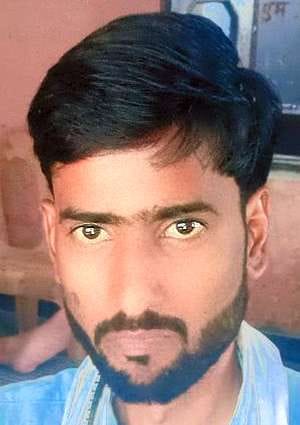 Mahoba: Stone fell from overloaded dumper, bike rider died