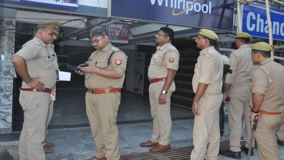 Firing on witness of mall owner murder, narrowly escapes; no longer reporting for duty